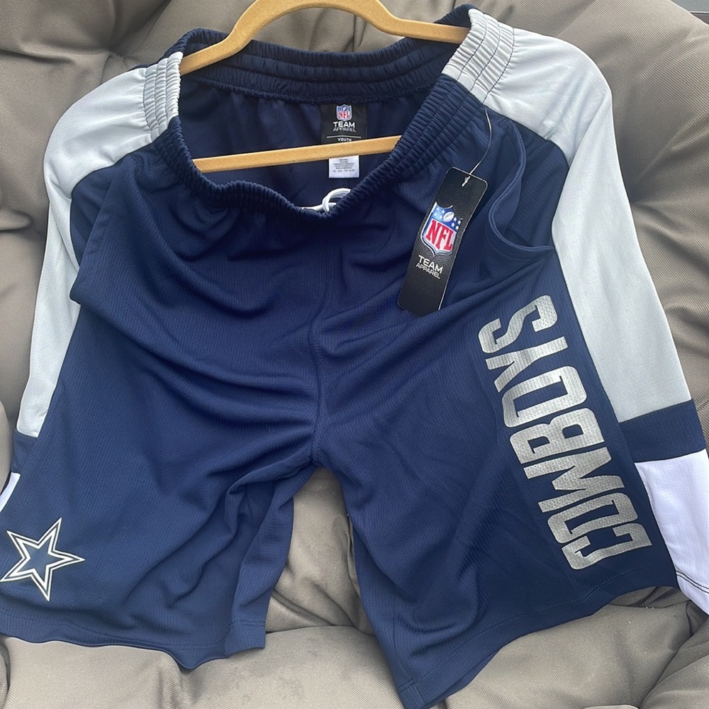 NWT- DALLAS COWBOYS Youth Navy Performance Shorts Size XL (18-20) - Picture 7 of 7
